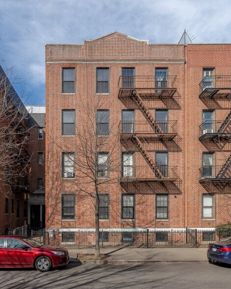 More Photos Of 3230 41st St, Long Island City Apartments For Sale