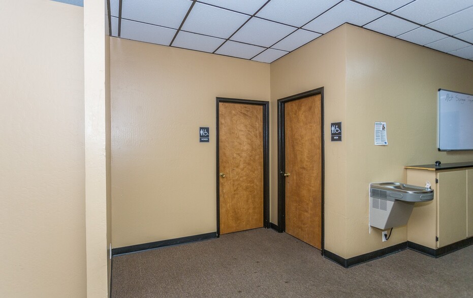 More Photos Of 534 Madison Ave, Prescott Freestanding For Sale