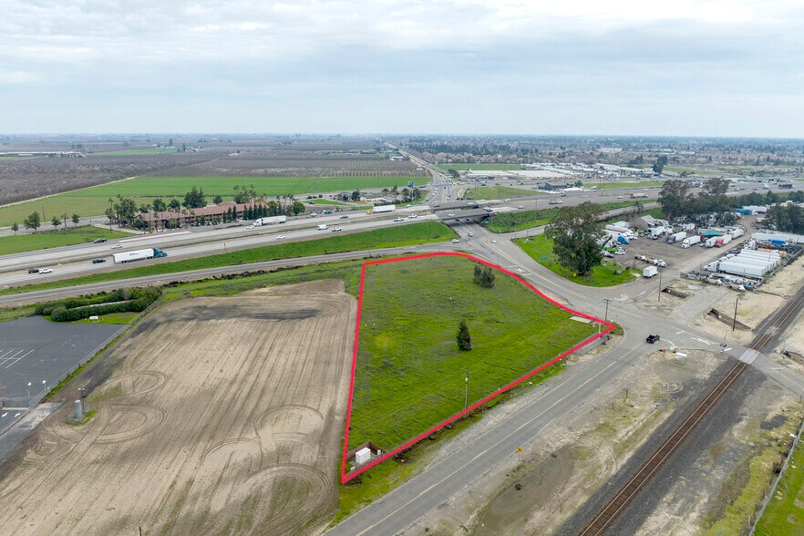 More Photos Of 4830 Taylor Ct, Turlock Land For Sale