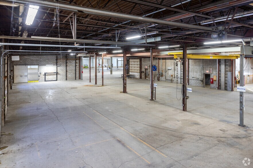 More Photos Of 1400 2nd St SE, Waseca Manufacturing For Sale