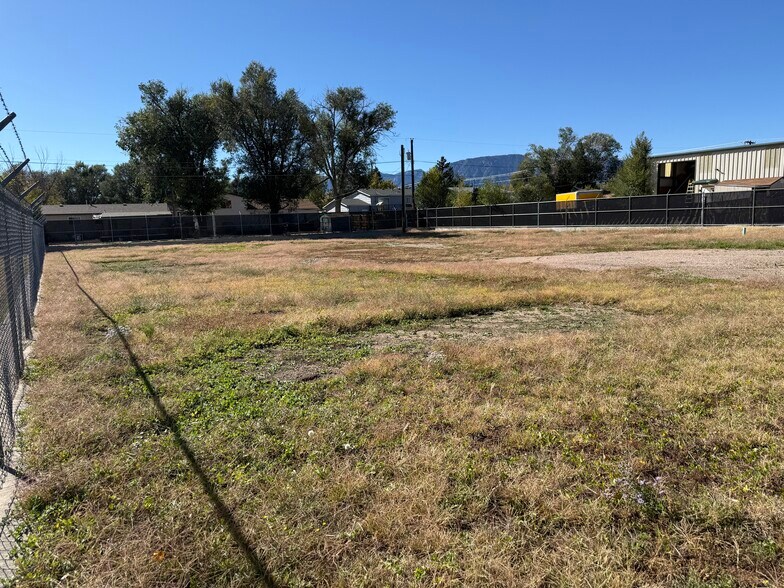 More Photos Of 727 Carson blvd, Fountain Land For Lease