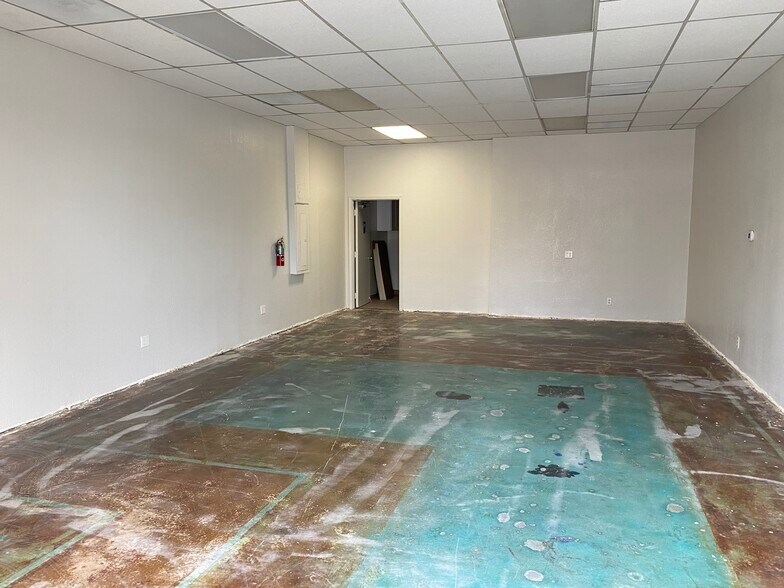 More Photos Of 1364-1370 E Santa Clara St, San Jose Storefront Retail Office For Lease