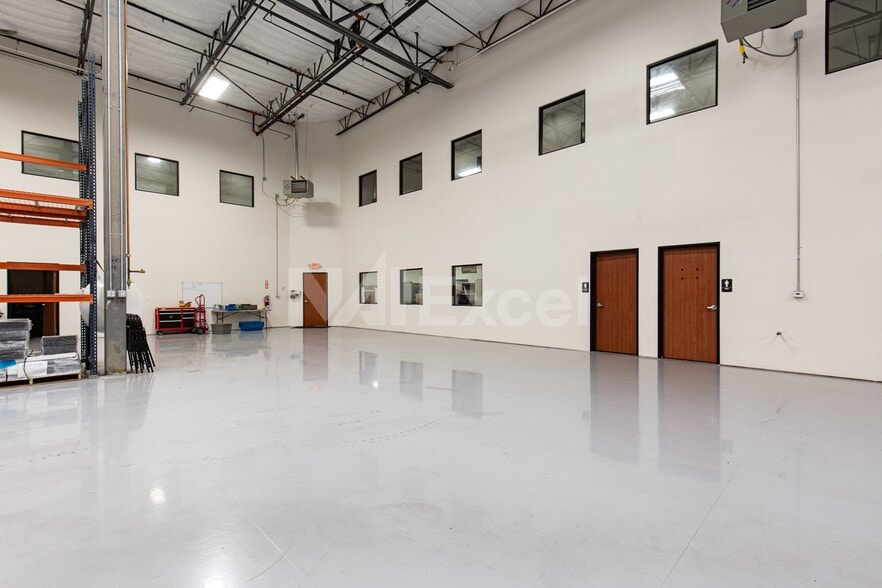 More Photos Of 820 Dunsan Way, Henderson Industrial For Sale