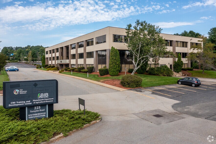 More Photos Of 225 Turnpike Rd, Southborough Office For Lease
