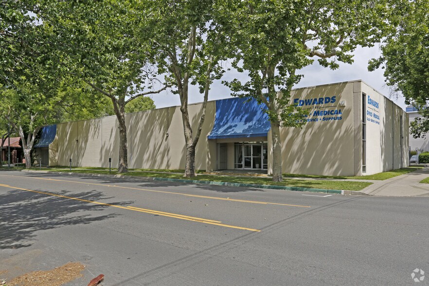 Primary Photo Of 525 S St, Sacramento Warehouse For Sale