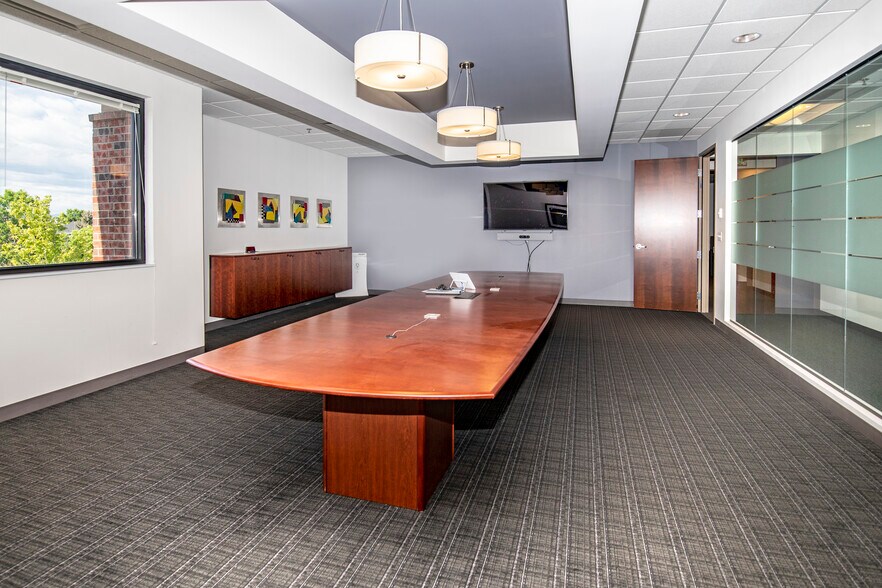 More Photos Of 11148 Benton St, Westminster Medical For Lease