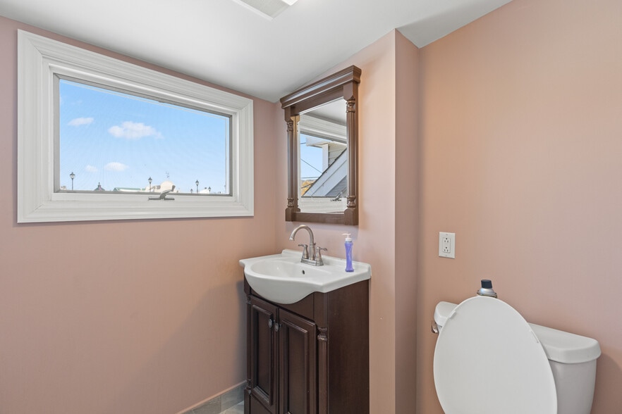 More Photos Of 35 4th Ave, Hawthorne Industrial For Sale