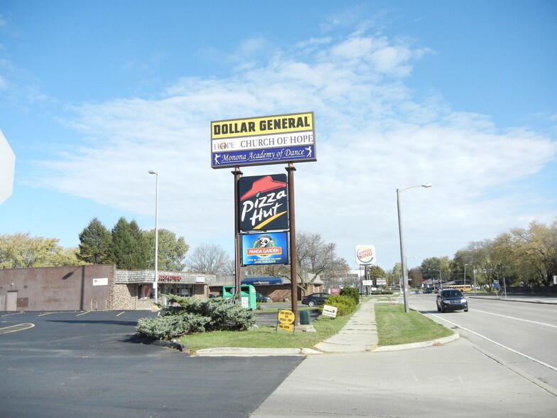 More Photos Of 914-924 Windsor St, Sun Prairie Storefront For Lease