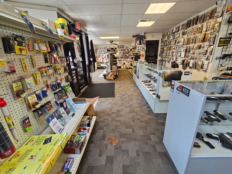 More Photos Of 1813 Main St, Northampton General Retail For Lease