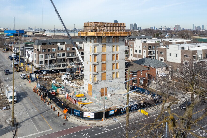 Primary Photo Of 230 Royal York Rd, Toronto Apartments For Lease