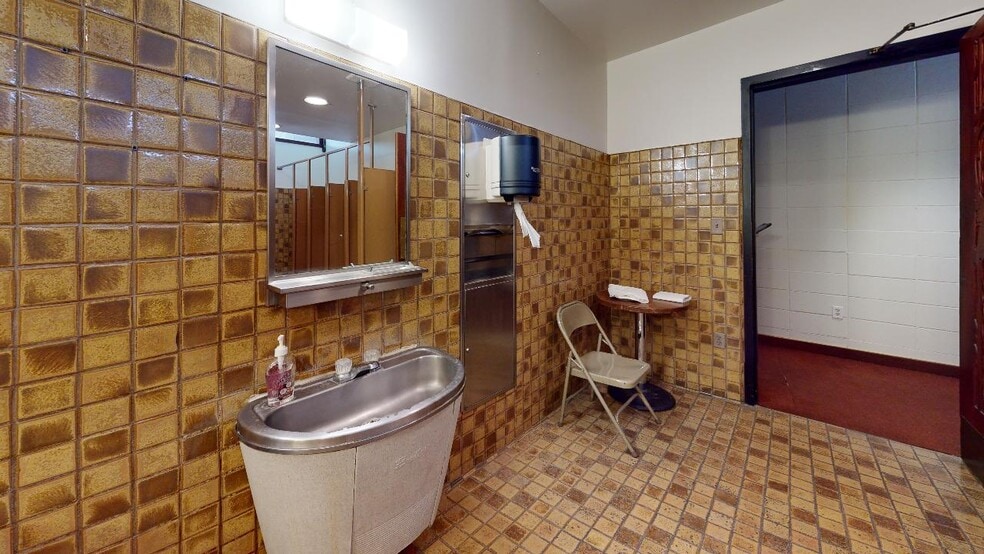 More Photos Of 3444 Country Club Dr, Lewiston Lodge Meeting Hall For Sale