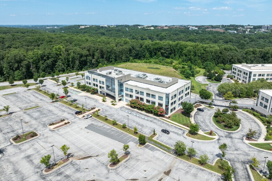 More Photos Of 7031 Ridge Rd, Hanover Office For Lease