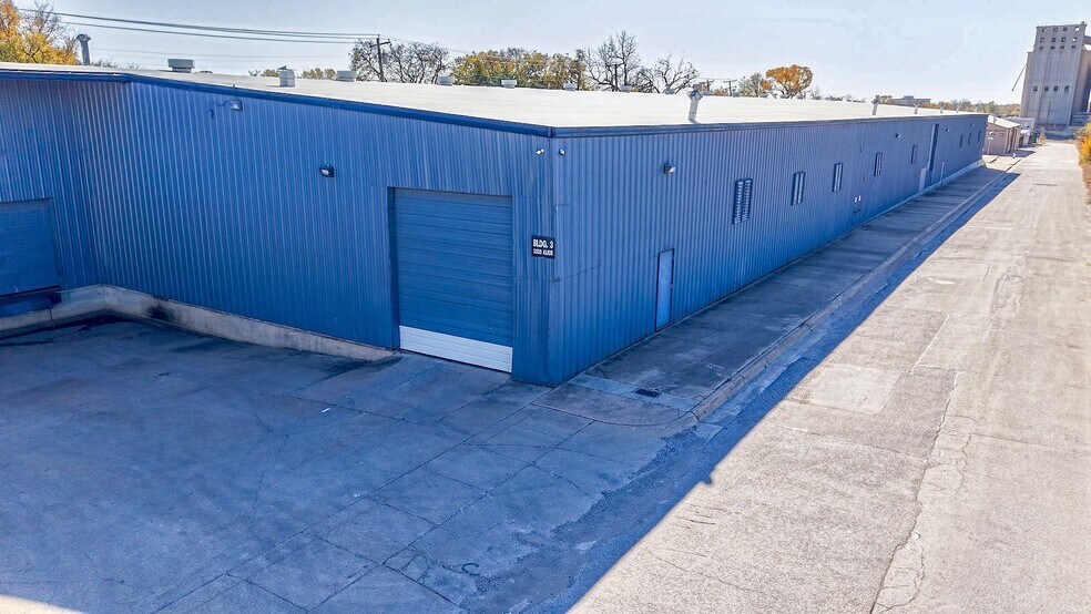 Primary Photo Of 3535 Alice St, Fort Worth Warehouse For Sale