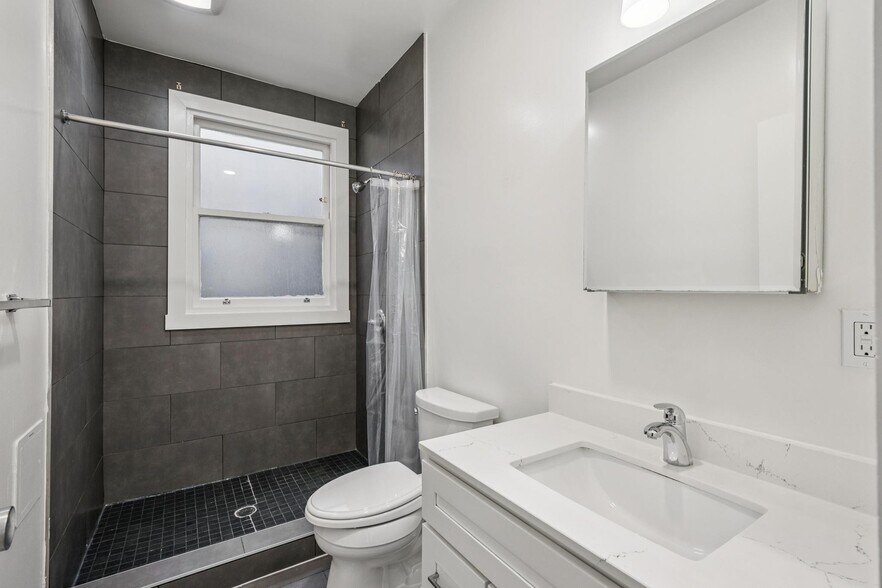 More Photos Of 1745 Market St, San Francisco Apartments For Sale