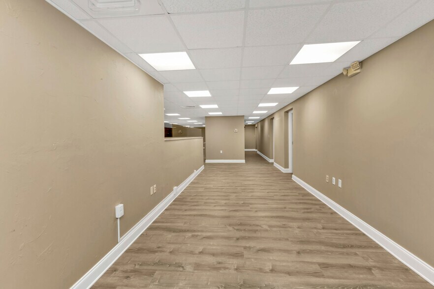 More Photos Of 128 W Charlotte Ave, Punta Gorda Office Residential For Sale