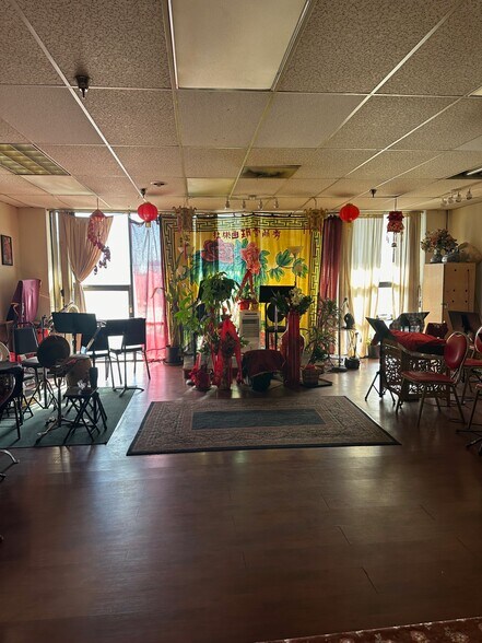 More Photos Of 328 7th St, Oakland Storefront Retail Office For Lease