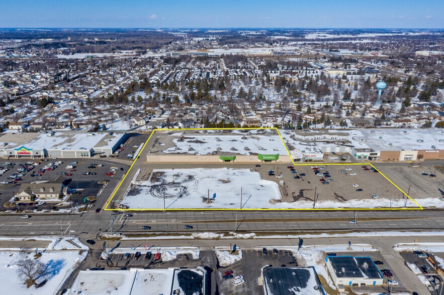 More Photos Of 1000 W Northland Ave, Appleton Freestanding For Sale
