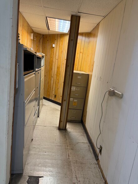 More Photos Of 57 E Mount Eden Ave, Bronx Healthcare For Lease