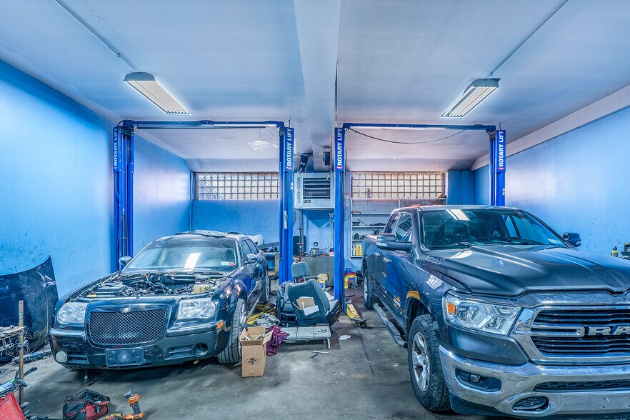 More Photos Of 2820-2824 Bailey Ave, Buffalo Freestanding For Sale