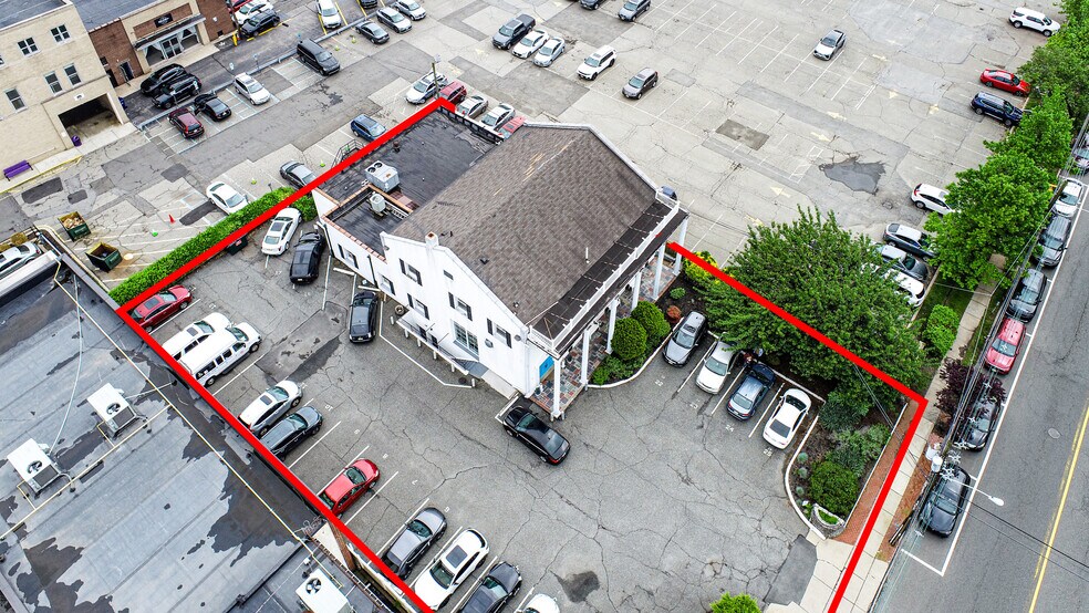 More Photos Of 354 State St, Hackensack Medical For Sale