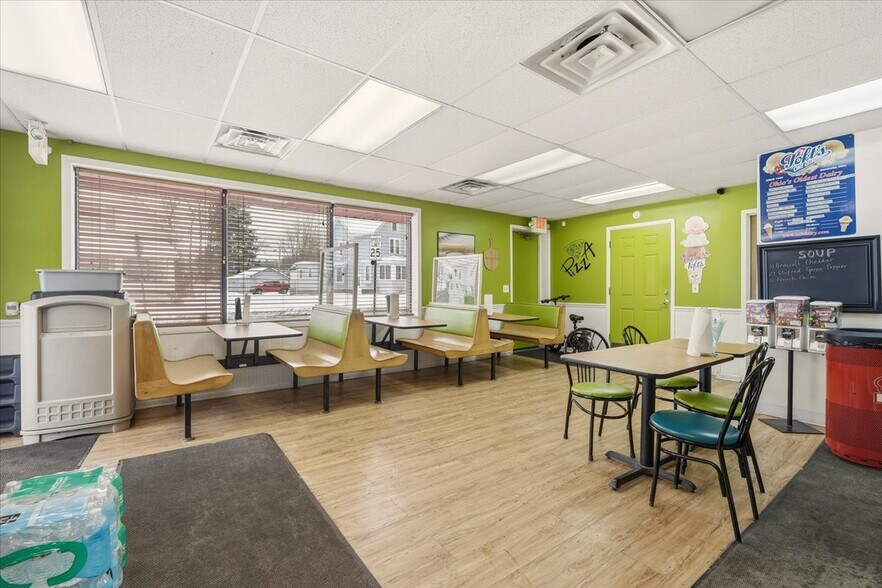 More Photos Of 547 E Main St, Ashland Restaurant For Sale