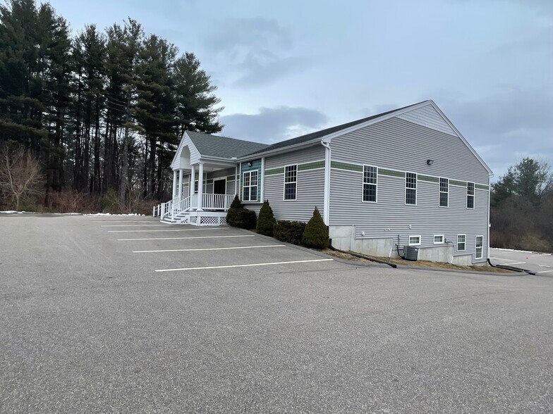More Photos Of 8 Charlesview Rd, Hopedale Office For Lease