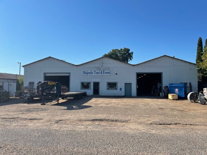 More Photos Of 813 King Plz, Shreveport Industrial For Lease