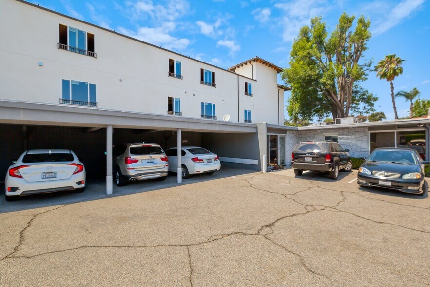 More Photos Of 10738 Riverside Dr, North Hollywood Medical For Lease