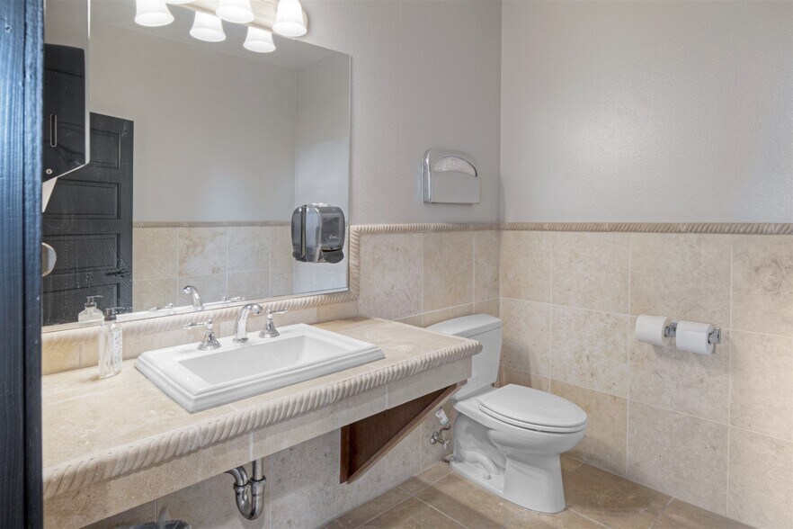 More Photos Of 4745 Caughlin Pky, Reno Office For Lease