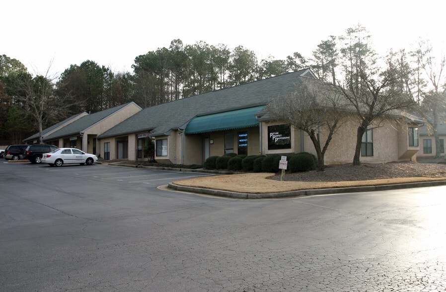 More Photos Of 875 Old Roswell Rd, Roswell Office For Sale