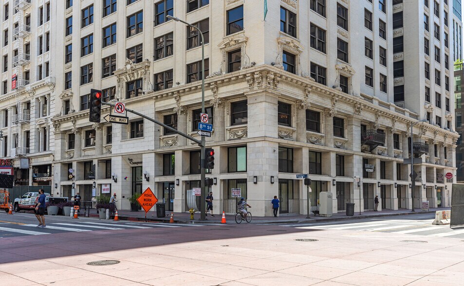 More Photos Of 750-762 S Broadway, Los Angeles Apartments For Lease