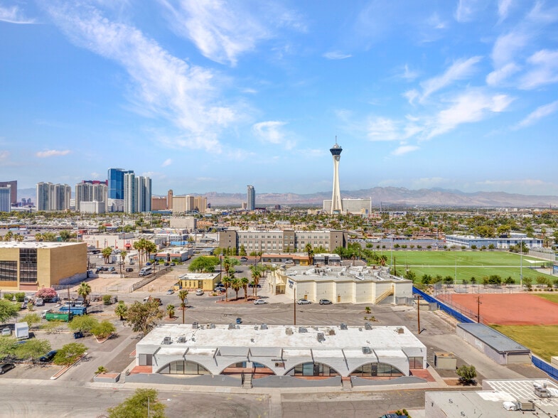 More Photos Of 1120 Almond Tree Ln, Las Vegas Loft Creative Space For Sale