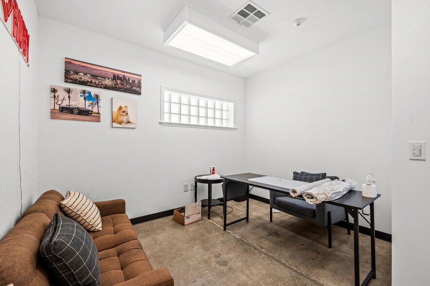 More Photos Of 1440 Cota Ave, Long Beach Distribution For Lease