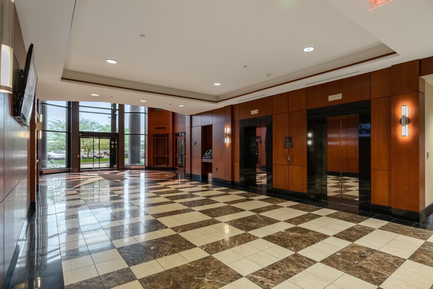 More Photos Of 9960 Corporate Campus Dr, Louisville Office For Lease