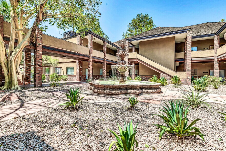 More Photos Of 4105 N 20th St, Phoenix Medical For Lease