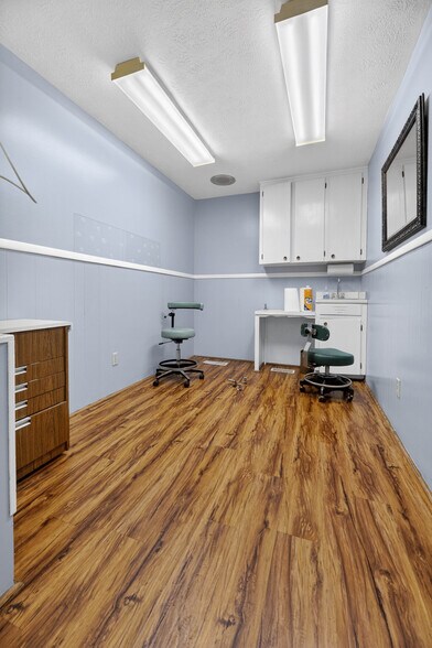 More Photos Of 3310 Henry Rd, Anniston Healthcare For Sale