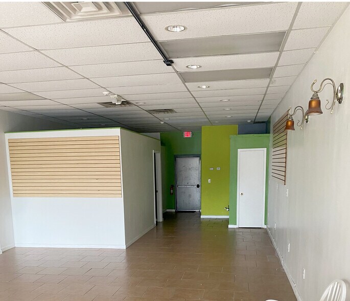 More Photos Of 1299 Roosevelt Ave, Carteret General Retail For Lease