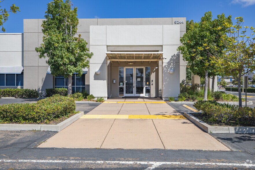 More Photos Of 9244 Balboa Ave, San Diego Light Manufacturing For Sale