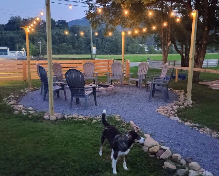 More Photos Of 3804 Wears Valley Rd, Sevierville Hotel For Sale