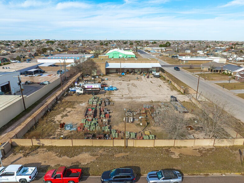 More Photos Of 308 E Louisiana Ave, Midland Light Manufacturing For Sale