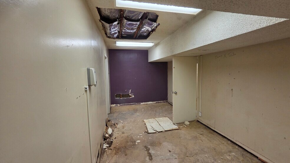 More Photos Of 1245 E Walnut St, Pasadena Loft Creative Space For Sale