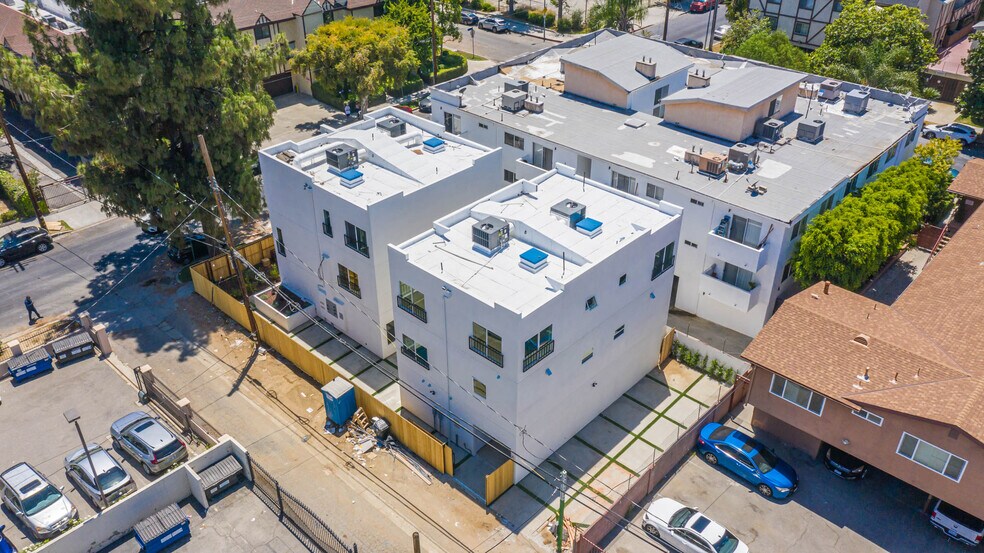 More Photos Of 21719 Hart St, Canoga Park Apartments For Sale