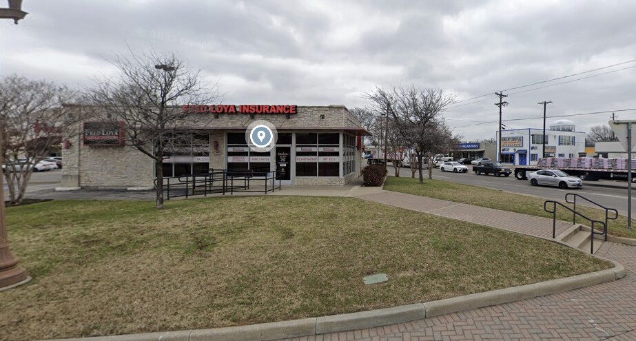More Photos Of 969 E Irving Blvd, Irving Storefront For Sale