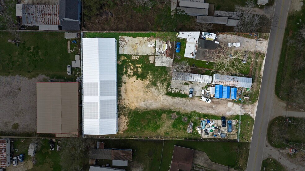 Primary Photo Of 15414 N Brentwood St, Channelview Manufacturing For Sale