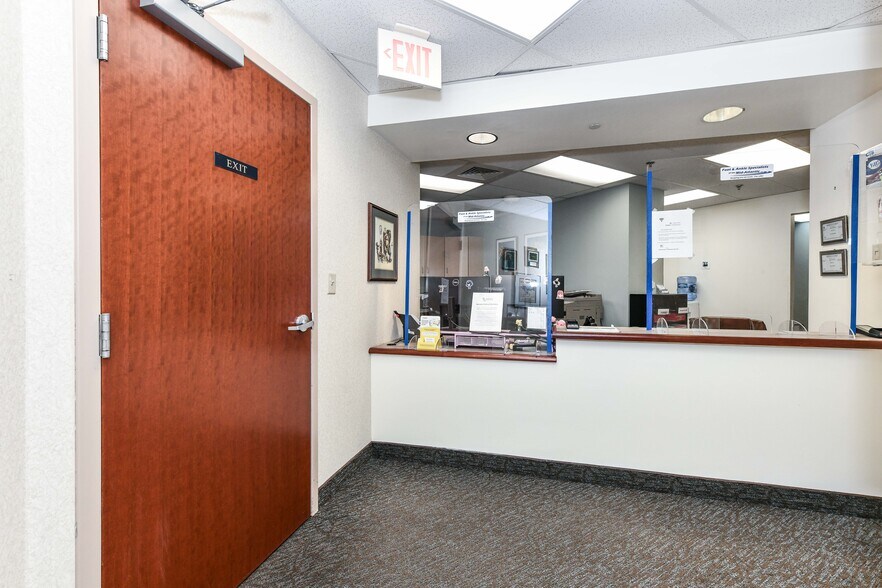 More Photos Of 1860 Town Center Dr, Reston Medical For Sale