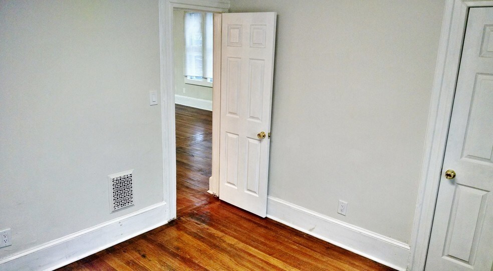 More Photos Of , Hackensack Unknown For Sale