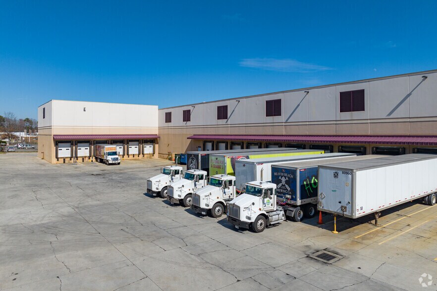 More Photos Of 5401 Eubank Rd, Richmond Distribution For Lease