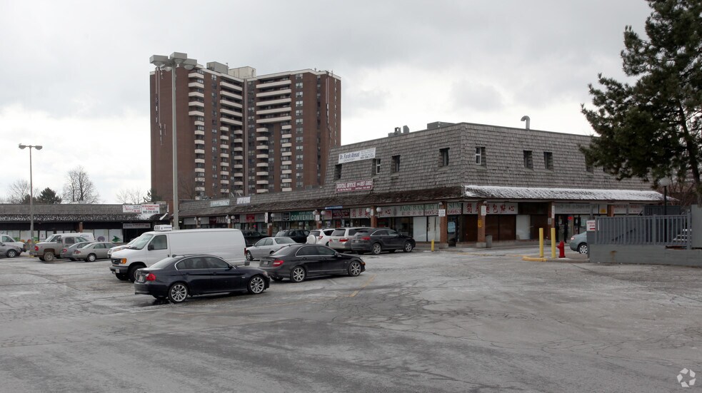 More Photos Of 680 Silver Creek Blvd, Mississauga Storefront For Lease