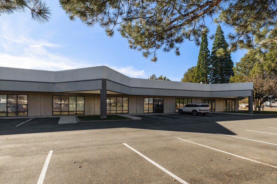 More Photos Of 240 S Rock Blvd, Reno Unknown For Lease