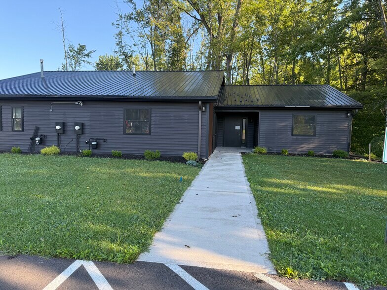 Primary Photo Of 8287-8289 Loop Rd, Baldwinsville Office For Lease